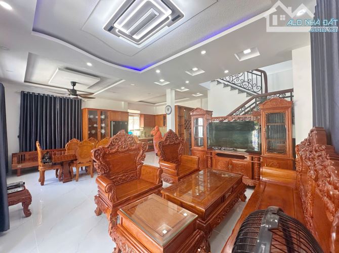 ⭐️NHÀ SÂN VƯỜN 175M2 FULL THỔ ĐẸP CÁCH CẦU DỨA PHÚ NÔNG 1 LÔ ĐẤT. NGAY KĐT VĨNH ĐIỀ - 6
