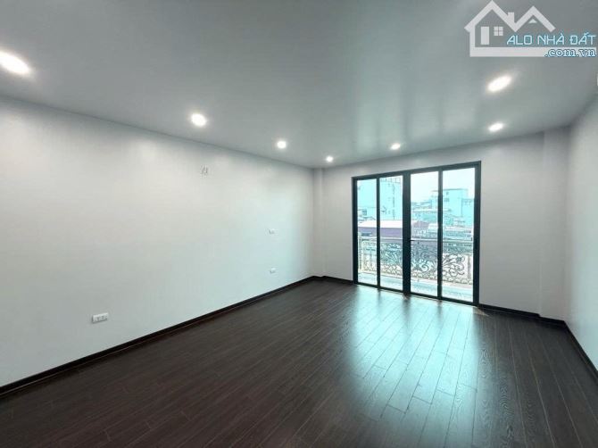 BÁN NHÀ TÂN MAI , PHÂN LÔ BÀN CỜ - LÔ GÓC - Ô TÔ ĐỖ CỬA ,THANG MÁY . DT 45M x7Tx16,8Tỷ - 6