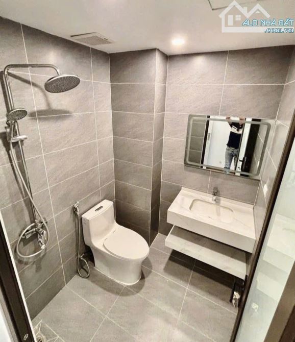 THẠCH BÀN - NHÀ Mới - ĐỘC Lập - Ô Tô - Thang máy xịn sò - 6