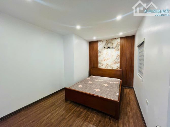 BÁN CĂN HỘ TT QUÂN ĐỘI - 120 HOÀNG QUỐC VIỆT - DT: 31/100M2, 3 NGỦ 2WC - 4.59 TỶ - 6