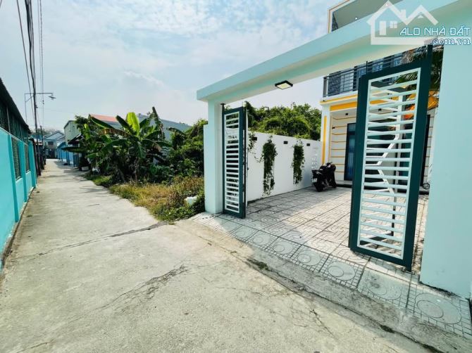 Siêu phẩm ! nhà 1 trệt 1 lầu 100m2 - Sổ hồng riêng - ở P. Gia Lộc, TX Trảng Bàng giá 800tr - 6