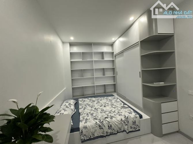 Bán căn tập thể trường Đại học sư phạm Hà Nội, phố Trần Quốc Hoàn , cầu giấy , giá 4.2 tỷ - 6