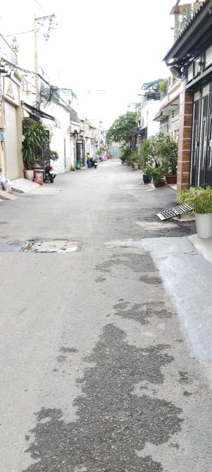 B.Á.N Nhà kế bên Tên Lửa, cách Aeon mail Tân Bình 3p xe máy, Dt 5x11, Chỉ 4,2 tỷ - 6
