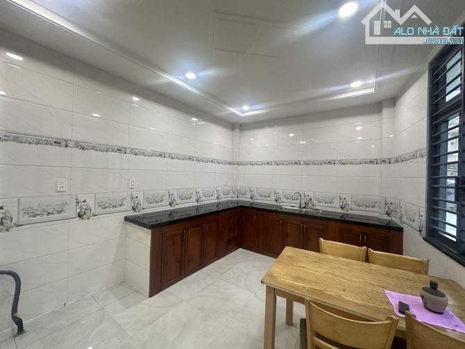 NHÀ LÔ GÓC 6X20 HUỲNH THỊ HAI VỊ TRÍ KINH DOANH ĐẮC ĐỊA BẬC NHẤT QUẬN 12 - 6