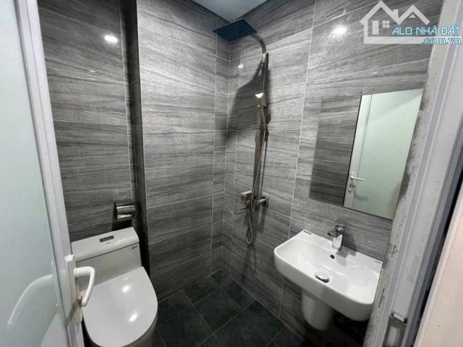 TOÀ CCMN ĐƯỜNG LÁNG 70M 7 TẦNG MT RỘNG TỔNG 11 CĂN FULL NỘI THẤT KHÉP KÍN RẤT ĐẸP - 6