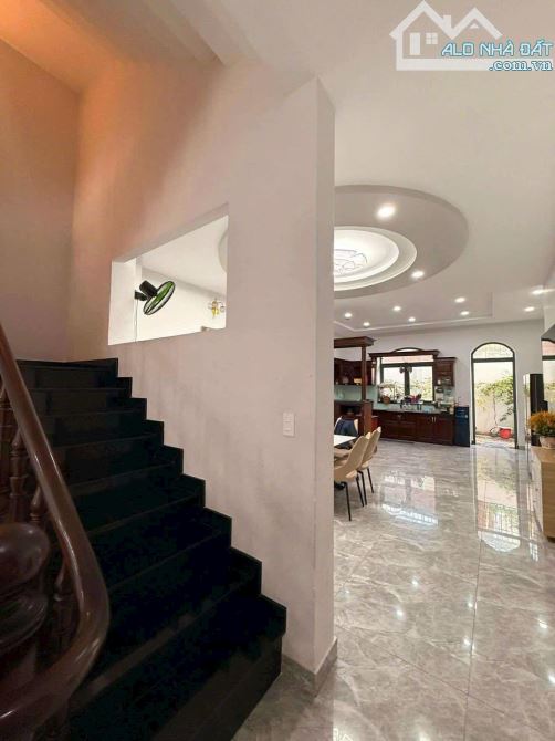 Biệt thự đường Tân Kỳ Tân Quý, 330m2 ( 11 x 35 ) 4 TẦNG 5 PN, chỉ 60tr/ M2 - 6