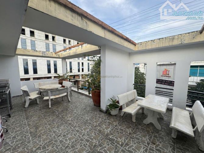 Chủ giảm 5 tỷ bán nhanh căn nhà hầm 4 tầng, KDC Nguyễn Hoàng, phường An Phú, 160m2 ngang 8 - 6
