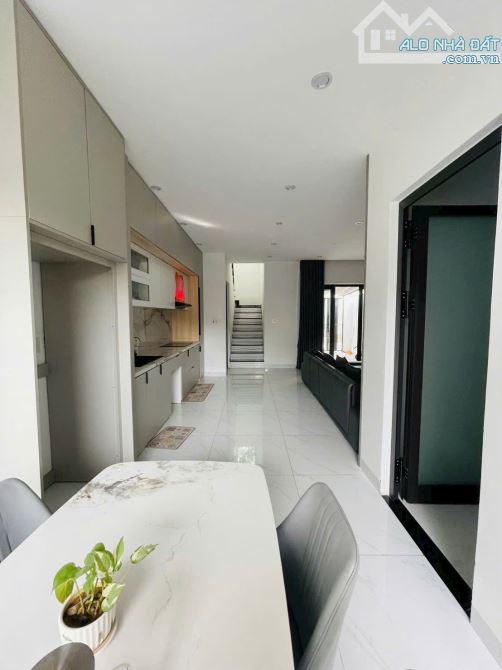 🏡 NHÀ 2 TẦNG KIỆT Ô TÔ – 82 QUẢNG TẾ - 6