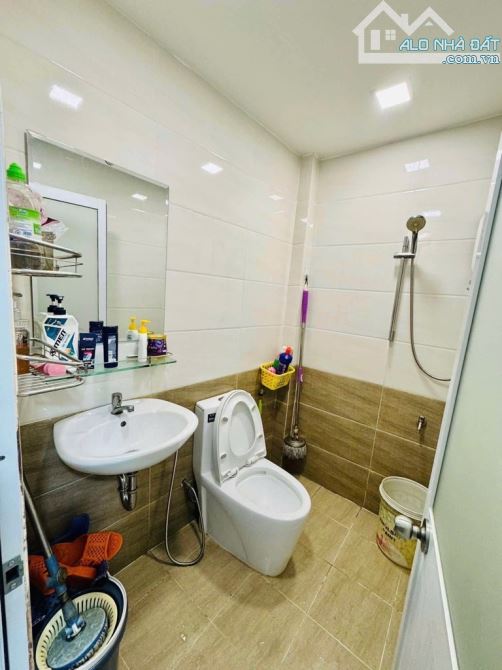 🌹🌹 HIẾM LÝ CHÍNH THẮNG Q3, 42M2, 2 TẦNG, 2 PN, 2 WC. GIÁ: 5,7 TỶ🌹🌹 - 6
