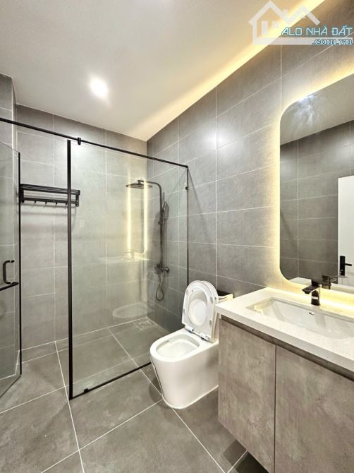 SIÊU PHẨM . 5 TẦNG . 60M2 (4×15) 5PN. 4WC. FULL NỘI THẤT XỊN . SỔ NỞ HẬU HOÀN CÔNG ĐỦ . - 6