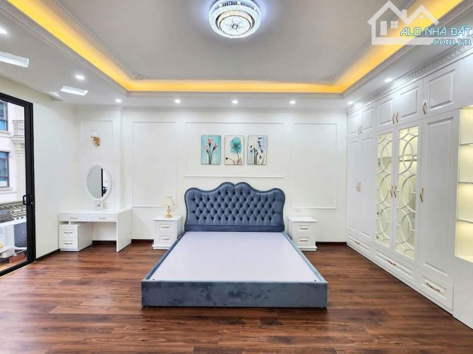 Phân Lô 7 Tầng Thang Máy, 2 Thoáng - Đẹp Nhất Hồ Tùng Mậu Cạnh GoldMark 43m2 MT 4m 15.8 tỷ - 6