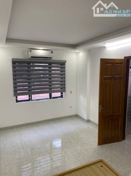 BÁN NHÀ NGHĨA LỘ, YÊN NGHĨA,DT 31M, 3T. MT 3,2M, GIÁ 4,65 TỶ - 6