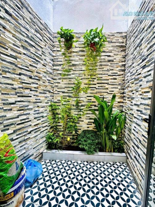 Hiếm - Phố Đỗ Nhuận Cạnh Công Viên Hòa Bình - Ngoại Giao Đoàn, 63m2 4 Tầng 12.3 tỷ - 6