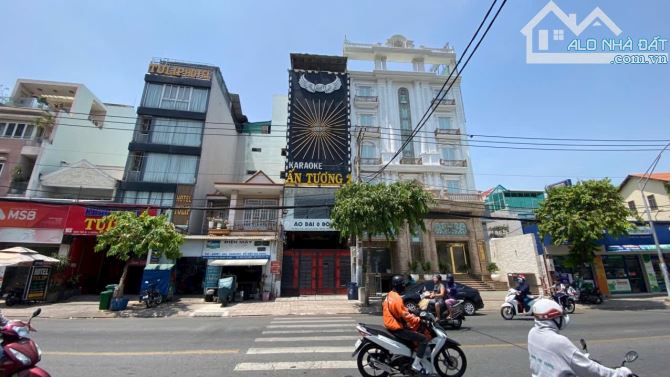 Bán toà nhà biệt thự 7 tầng mặt đường Đặng Văn Bi phường Trường Thọ Thủ Đức (200m²) 49 tỷ - 6