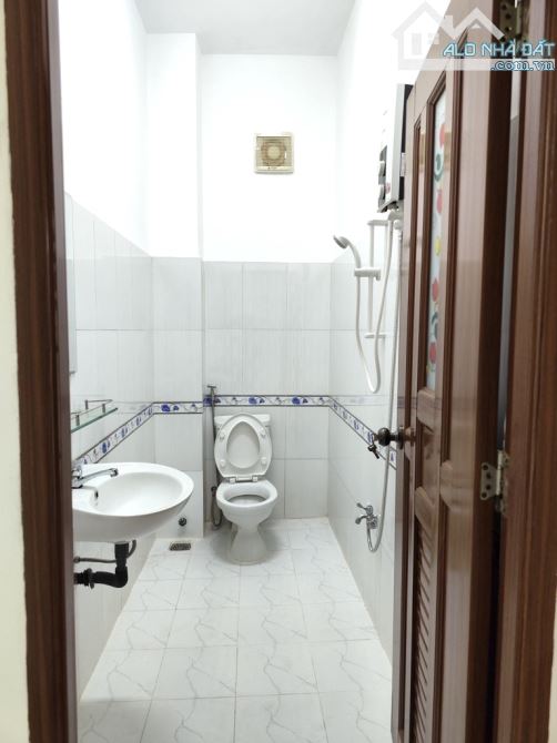 SÁT MẶT TIỀN LÊ TRỌNG TẤN- 92M2- 2 TẦNG ,4PN, CHO THUÊ 16 TRIỆU, HXH - NHỈNH 7 TỶ - 7