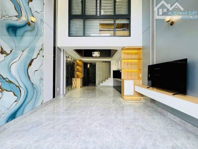 CHỈ 2tỷ4 NHÀ PHỐ FULL NỘI THẤT - SỔ HỒNG RIÊNG -GẦN ĐỪƠNG ĐINH ĐỨC THIỆN.ĐÔNG DÂN CƯ - 7