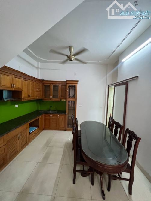 SIÊU PHẨM THẠCH BÀN – NHÀ ĐẸP 5 TẦNG – NỞ HẬU TÀI LỘC – 5 NGỦ Nội Thất cơ bản - 7