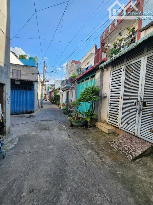 NHÀ ĐƯỜNG TRƯỜNG CHINH, 4x21m, HẺM XE HƠI, GẦN AN SƯƠNG - 7