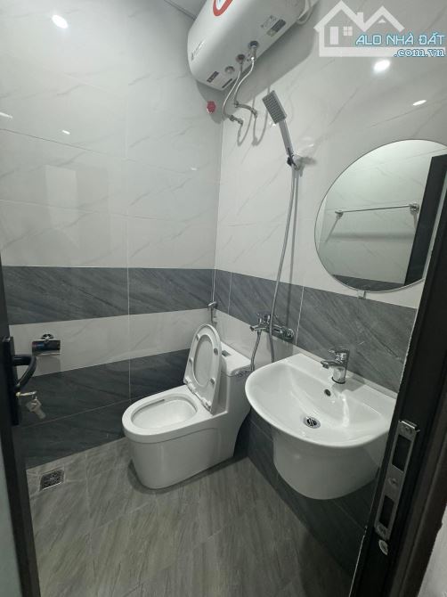 💥Bán CHDV 7 tầng thang máy, phố Thái Hà, Trung Liệt - Đống Đa, 65m2 x 7 tầng, MT 5.6m - 7