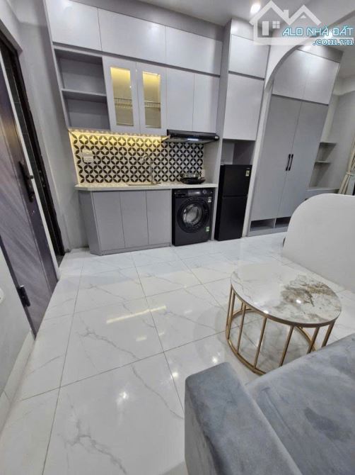 Bán CCMN ngay gần mặt đường Lĩnh Nam gần các trường đại học, nhà 6T, giá chỉ 12 tỷ - 7
