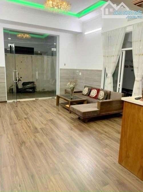 BÁN NHÀ GIÁ RẼ ĐƯỜNG GÒ Ô MÔI QUẬN 7 DIỆN TÍCH 168M2  GIÁ 10 TỶ 6. - 7