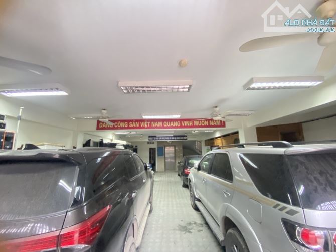 Nhỉnh hơn 50 tỷ / 126 m2 / 6 tầng Mặt Phố .Bắc Từ Liêm - 7