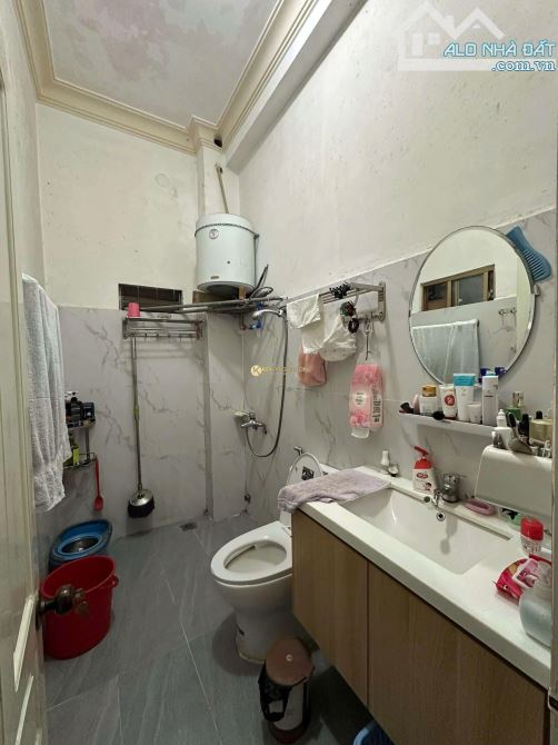 Nhà Phố - Mặt tiền KQH - 3 tầng - Sổ riêng - đường Hoàng Văn Thụ, Phường 4, Đà Lạt, đường - 8