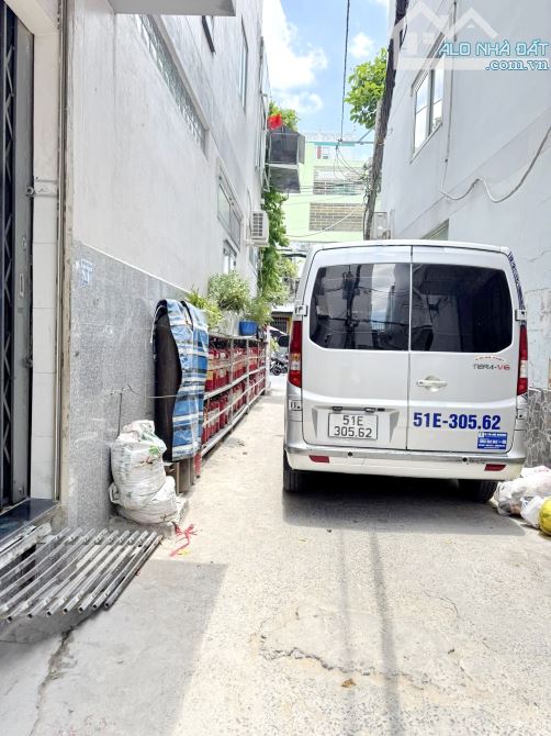 Bán nhà mới 2 lầu gần MT đường nhánh Dương Bá Trạc P.1 Quận 8 - 8