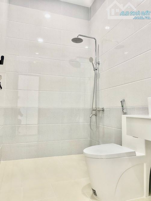 Cần bán căn nhà lẩu mới 100%  phường Chánh hiệp - 8