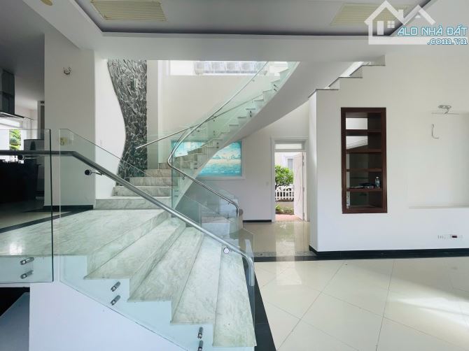 Biệt thự đồi view biển siêu đẹp tại Nha Trang - Giá 65tr/m²- - 8