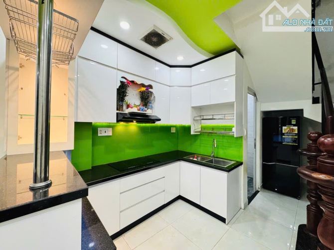 BÁN NHÀ 5 TẦNG PHAN XÍCH LONG-10M RA MẶT TIỀN-4PN-VỪA Ở VỪA CHO THUÊ CHỈ 7,55 TỶ - 8