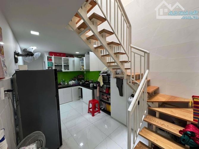 🌹🌹 HIẾM LÝ CHÍNH THẮNG Q3, 42M2, 2 TẦNG, 2 PN, 2 WC. GIÁ: 5,7 TỶ🌹🌹 - 8