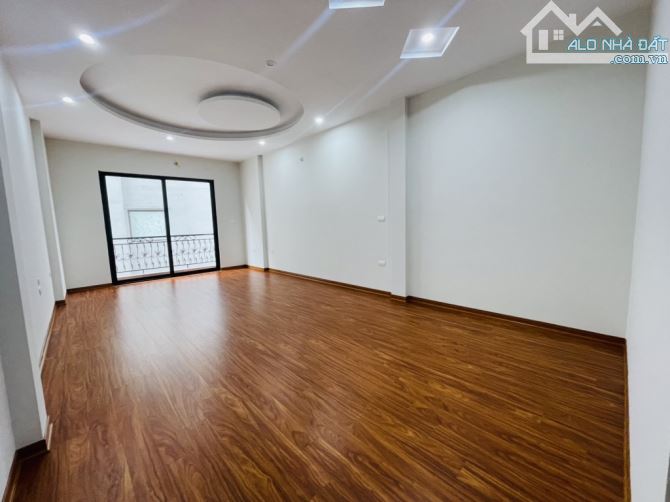 BÁN NHÀ HOÀNG MAI 52m 7 TẦNG THANG MÁY Ô TÔ ĐỖ CỬA - 8