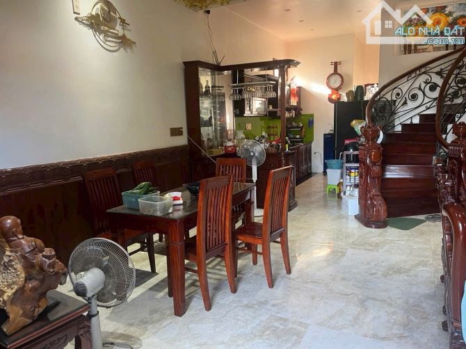Bán nhà 03 tầng Tân Cổ Điển thiết kế phong cách kiểu Pháp đường Võ Nguyên Giáp Tp.Huế - 8