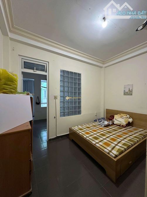 Nhà Phố - Mặt tiền KQH - 3 tầng - Sổ riêng - đường Hoàng Văn Thụ, Phường 4, Đà Lạt, đường - 9
