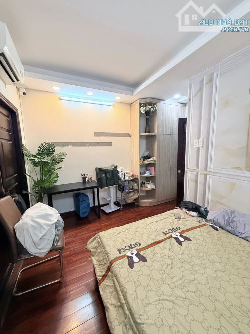 NHÀ BÁN KHU VIP GẦN SÂN BAY TÂN SƠN NHẤT, 40M2, 5 TẦNG, 9.9 TỶ - 9