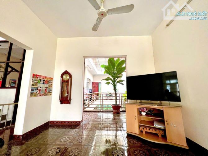 Cho thuê 2 căn liền kề mặt tiền đường Đồng Khởi - TP. Biên Hoà - tỉnh Đồng Nai - 9