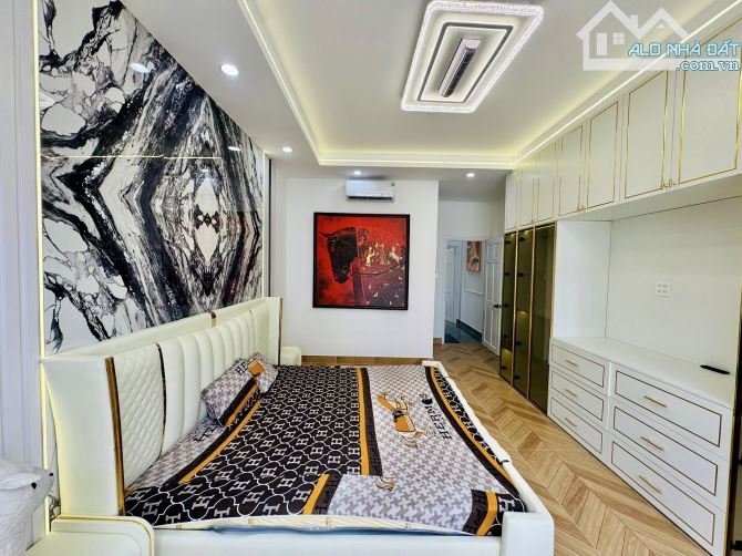 BÁN NHÀ 4 TẦNG, MẶT TIỀN NGUYỄN VĂN TRỖI (full nội thất) - Sau lưng KÝ TÚC XÁ ĐẠI HỌC CT - 9
