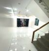 Bán nhà 2 tầng, 3 ngủ, 64m2 tuyến 2 trục Cam Lộ, Hùng Vương, Hồng Bàng giá 2,86 tỷ.