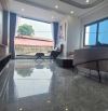 Bán nhà 6 tầng Thang máy- Sài Đồng Long o to đỗ cửa 7,85tỉ