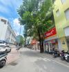 MẶT PHỐ NGỌC KHÁNH - CẠNH KHU CAO CẤP GIẢNG VÕ - LÔ GÓC 5 TẦNG THANG MÁY - KINH DOANH VIP