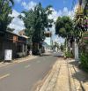 BÁN ĐẤT TẶNG NHÀ MẶT TIỀN KHU TRUNG CAO 7,86x14,7m ———