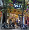 Cho thuê nhà phố Hàng Mã, Diện tích t1 60m2, t23 150m2, mt 4m thông sàn