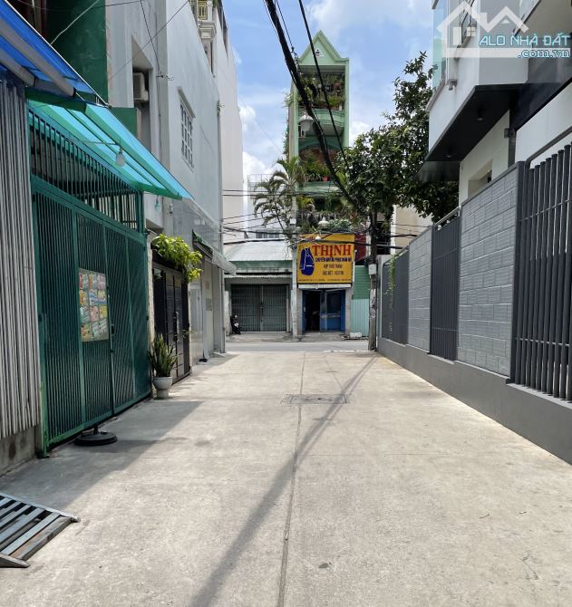 Nhà Khu VIP Lê Văn Sỹ - HXH Đẹp -  DT 63m2(5.2x12)