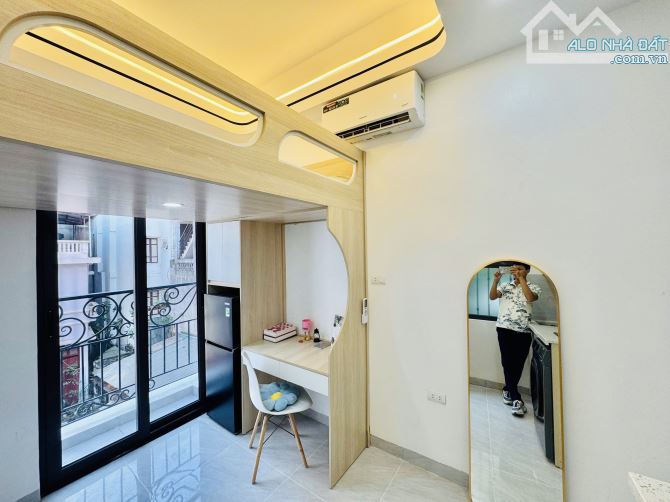Bán toà CHDV 17PN gần ĐH Bách Kinh Xây 61m2*7T thang máy DT ổn định, PCCC, thông tứ tung