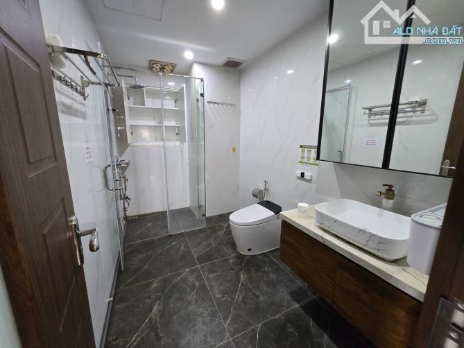 200m đất lô góc mặt phố dành cho nhà đầu tư tại CG. Xây CCMN đỉnh.
