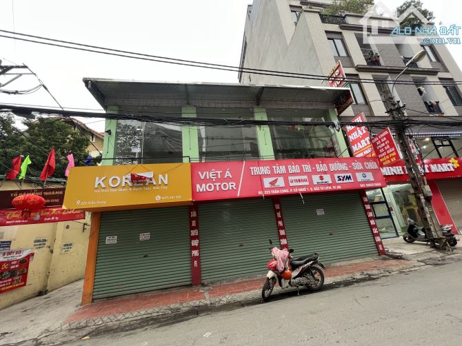 Cho thuê nhà mặt đường Cổ Nhuế, Diện tích 150m2 x 2 tầng, Mặt tiền 8m