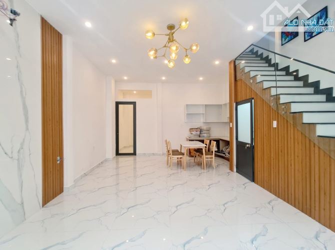 Nhà 2 tầng -HXH quay đầu - Quang Trung Gò Vấp- 64m- Giá 5 tỷ 95 TL