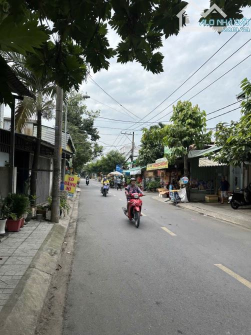 Bà Điểm(XTT-HM) bán lô đất 5x31 full thổ cư HXH né nhau gần Phan Văn Hớn giá 6ty