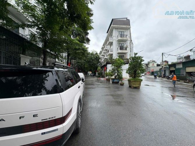 Bân nhà KĐT mới Đại Kim - Nguyễn Xiển 70m2 5 tầng đã hoàn thiện đẹp giá 22.8 tỷ